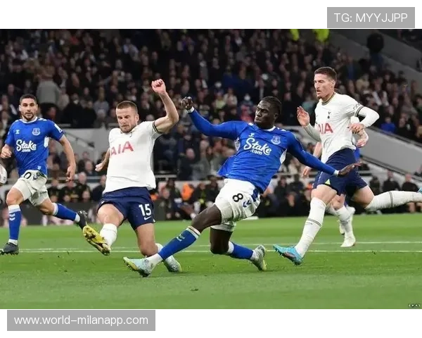 “英超劲旅迎来最关键的时刻，冲刺冠军的好机会”，英超精华集锦